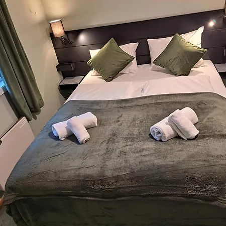 Tune Hotel 3*