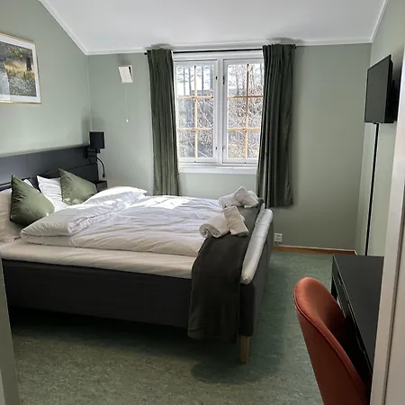 Tune סרפסבורג